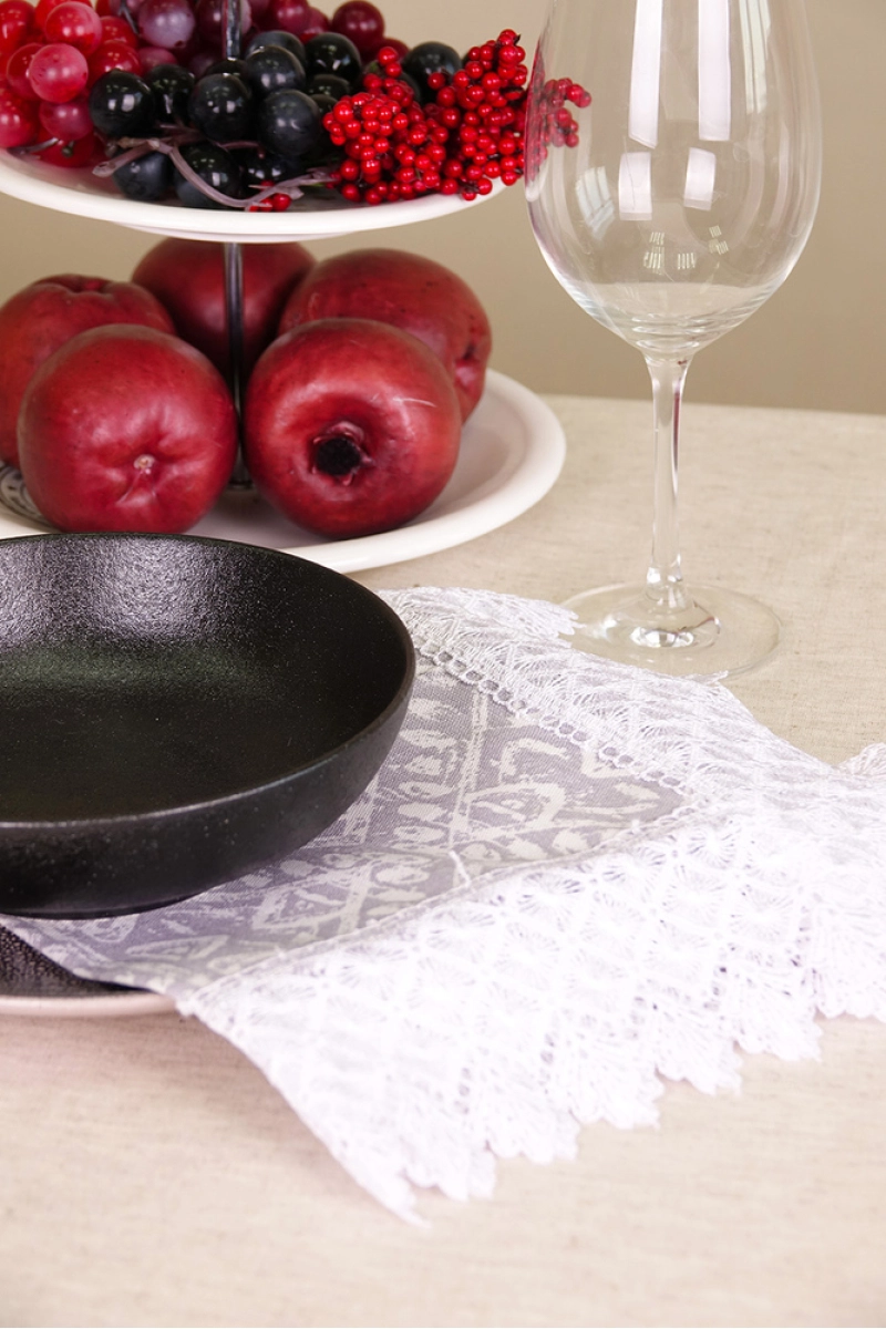 Салфетка полулен с кружевом 004 Серые ромбы (вид 3)