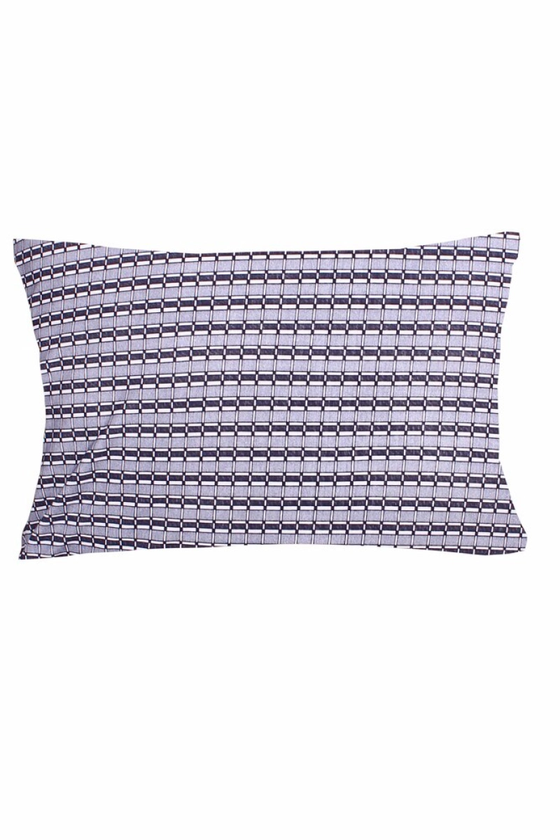 Наволочка трикотажная на молнии "Рисунок в клетку"