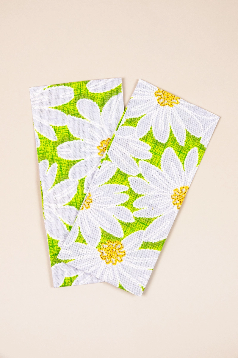 Комплект штор из рогожки "Диз" Ромашки (зеленый)