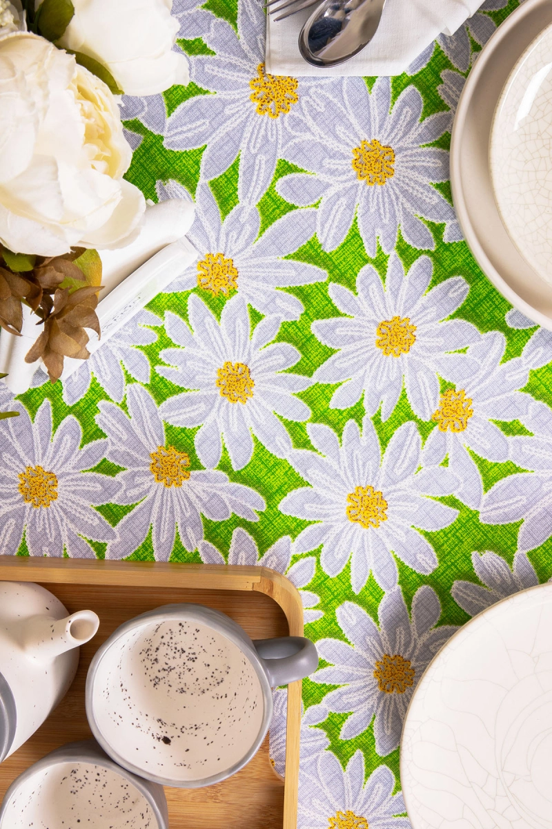 Скатерть круглая рогожка "Диз" Ромашки (зеленый) (145х145 см)