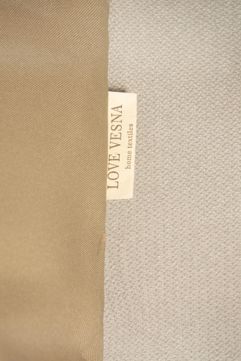 Подушка декоративная из габардина "А" Карамель (col. 10)