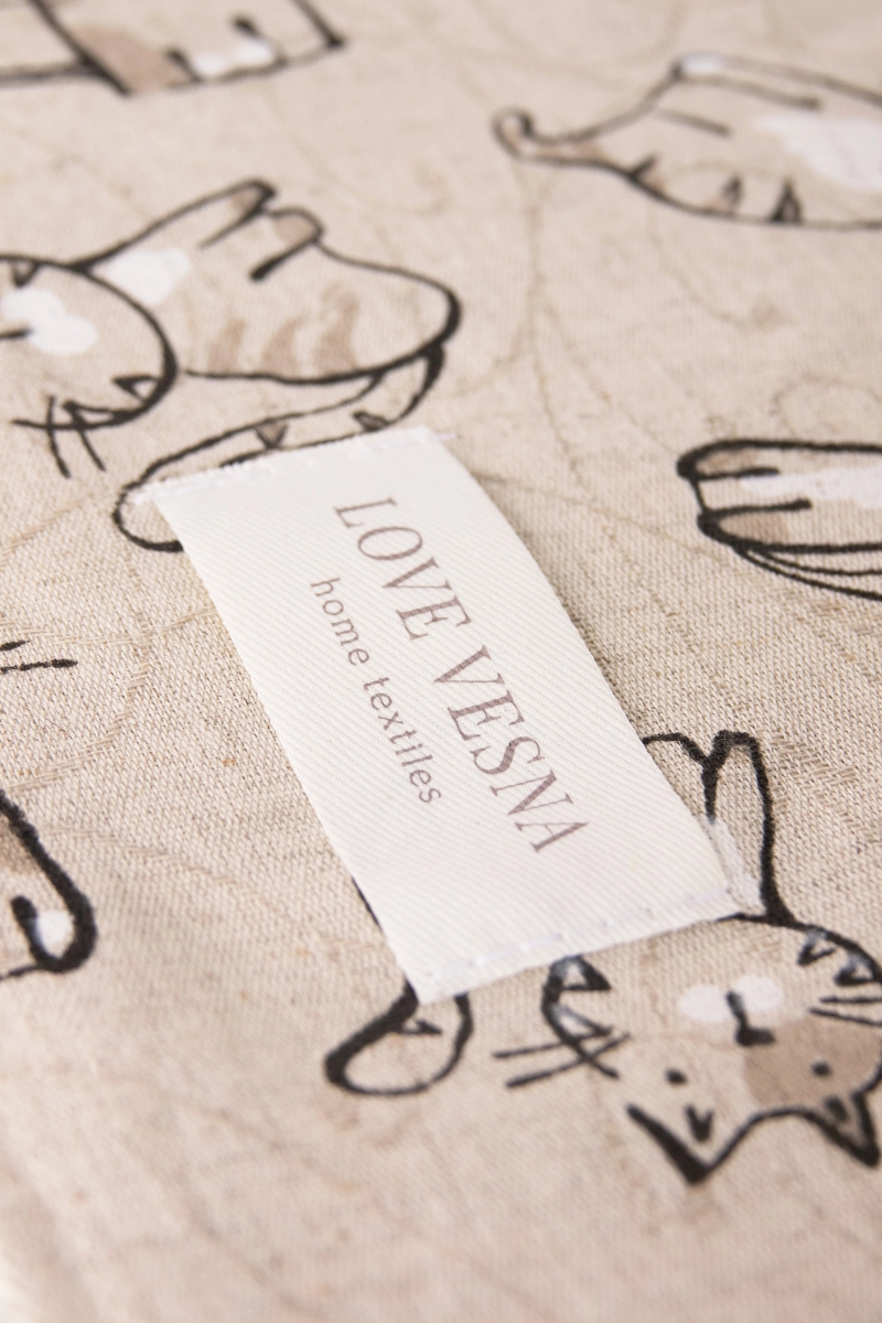 Скатерть полулен "ГП" Китти (чёрный)